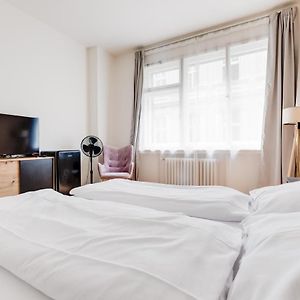 Studio met een King Size Bed